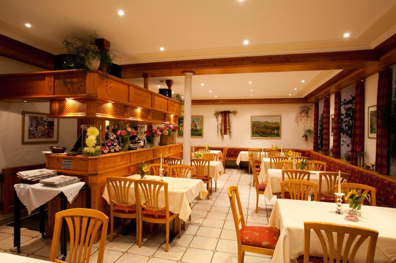 Gasthaus Buerger-Stube Sasbach am Kaiserstuhl Bagian luar foto